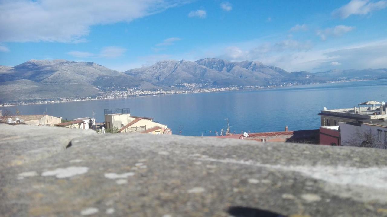 Little Art House Apartment Gaeta Exterior photo